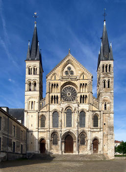 Reims, Abteikirche Saint-Remi, Westfassade