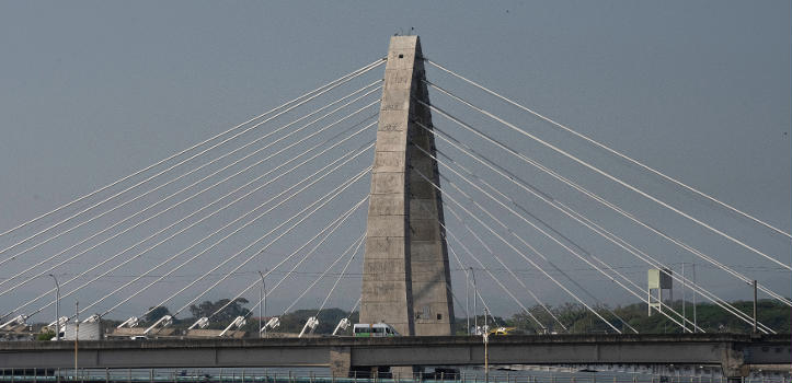 Ponte Estaiada Fundão para Ilha