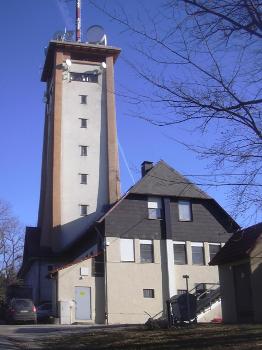 Rossbergturm samt Wanderheim auf der Schwäbischen Alb