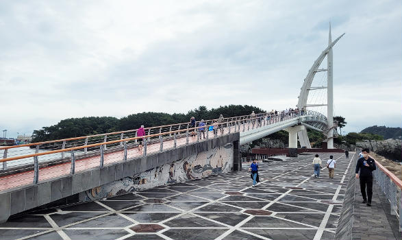 Saeyeon Bridge