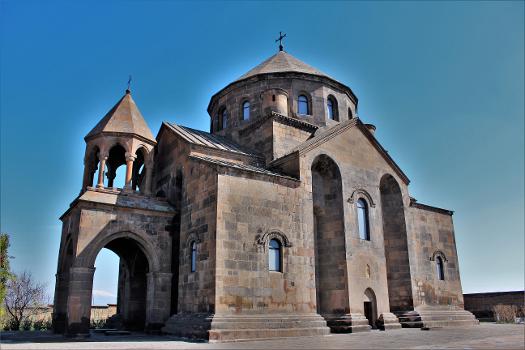 Saint Hripsime Church, Echmiadzin