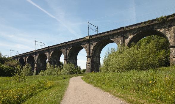 Almost the full width of the viaduct seen from the east.
