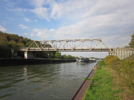 Datteln-Hamm-Kanal in Lünen Schwansbell-Brücke Nr. 464 km 14,403