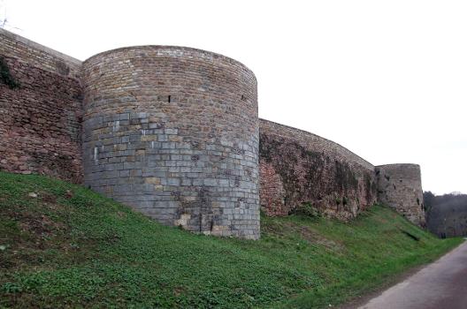 Stadtmauern von Semur-en-Auxois
