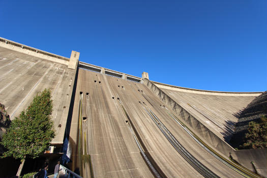 Shasta Dam