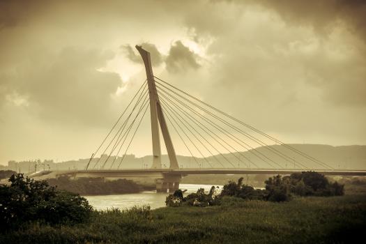 Shezi Bridge