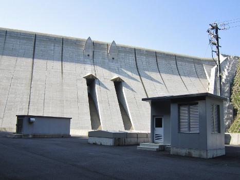 and Shitsumi hydroelectric power station.