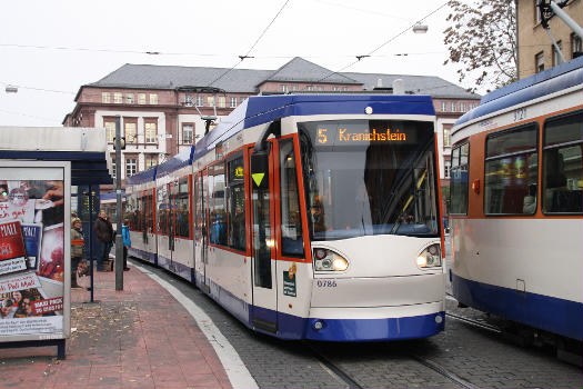 ST14 - Triebwagen 0786 zu sehen am Willy - Brandt - Platz