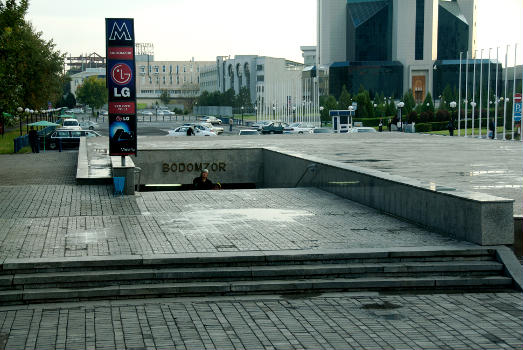 Bodomzor Metro Station