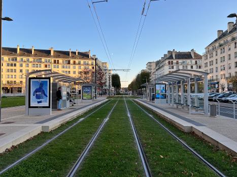 Linie 1 der Straßenbahn Caen