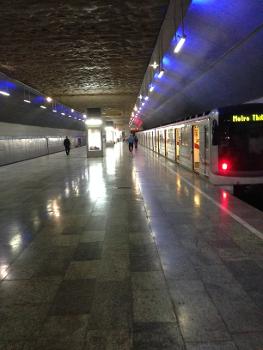 Metrobahnhof Varketili