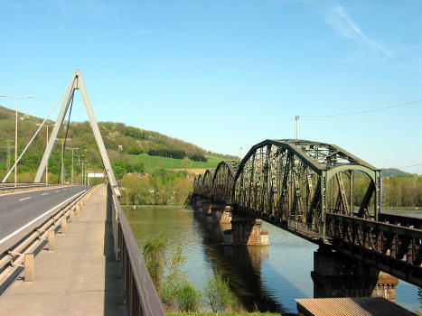 Steyregg Railroad Bridge