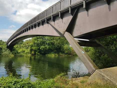 Summerleaze Footbridge