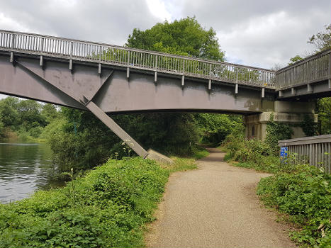 Summerleaze Footbridge