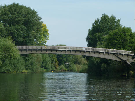 Summerleaze Footbridge