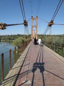 Deir ez-Zur Suspension Bridge