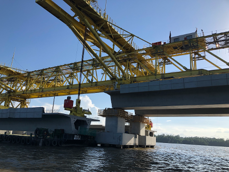 The last bridge section being raised at the Tanjung Kulat end of the Temburong Bridge construction project Feb 2019 (8)