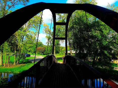 Tenney Park Footbridge