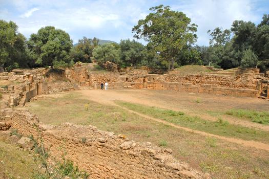 Vestiges de l'amphithéâtre romain de Tipaza (Algérie)