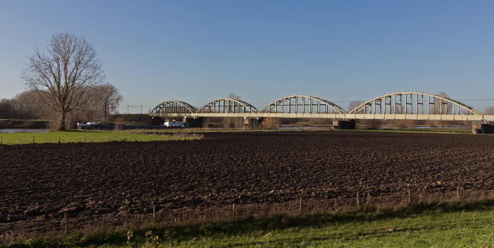 Eisenbahnbrücke Ravenstein