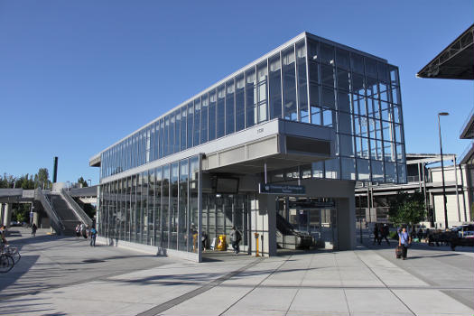 University of Washington Link Station