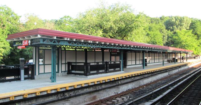 The uptown platform of the Dyckman Street station on the