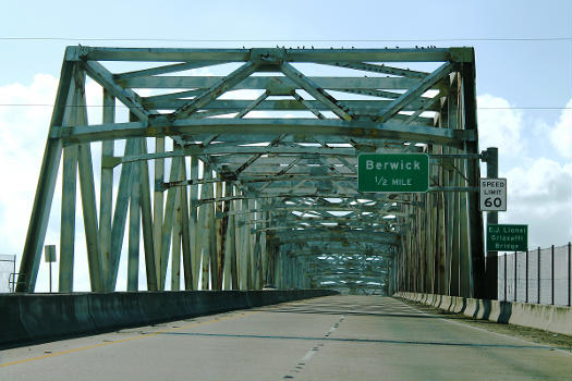 E. J. Lionel Grizzaffi Bridge