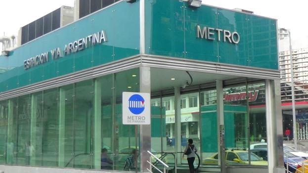 Station de métro Vía Argentina