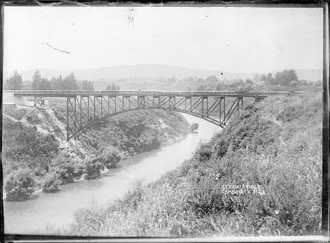 Victoria Bridge