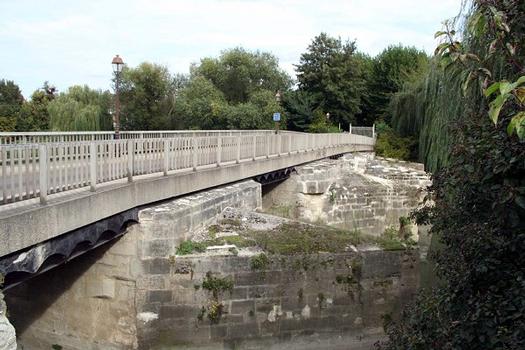 Pont de Villennes