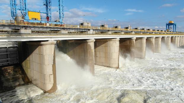 Kakhovka Hydroelectric Power Plant