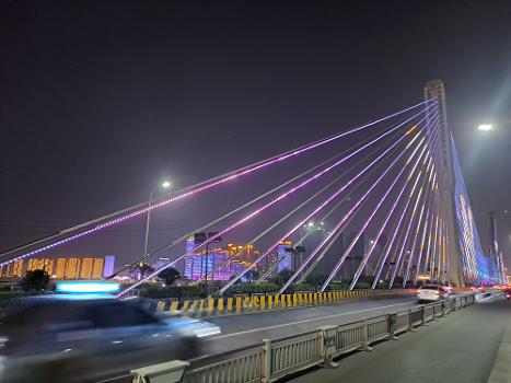 Yinpenling Bridge at night