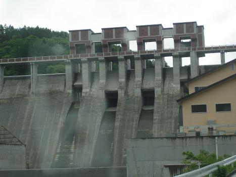 Barrage de Yomasari