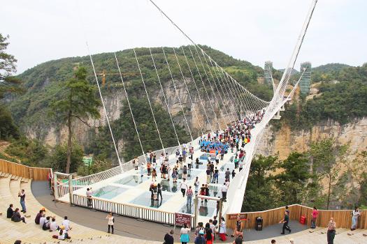 Pont de verre de Zhangjiajie