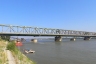 Eisenbahn- und Straßenbrücke über die Donau in Belgrad