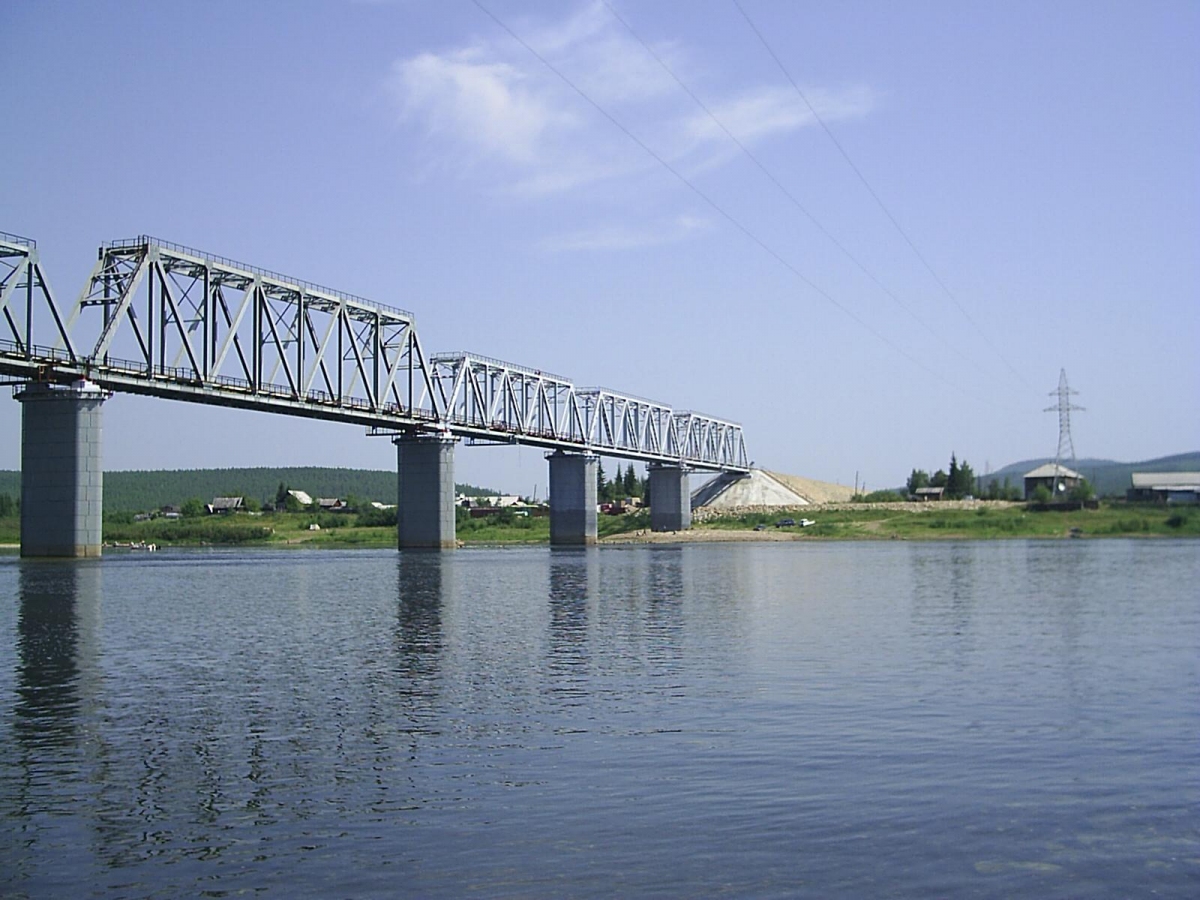 Pont ferroviaire sur l'Aldan 