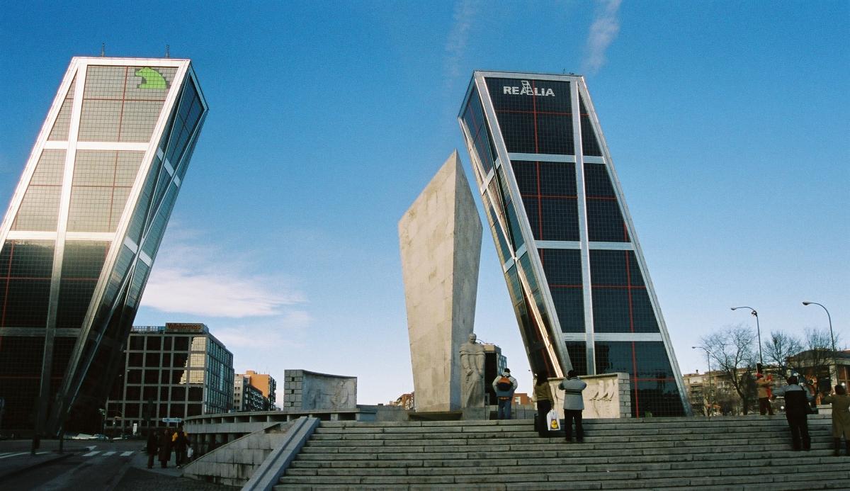 Puerta de Europa, Madrid 