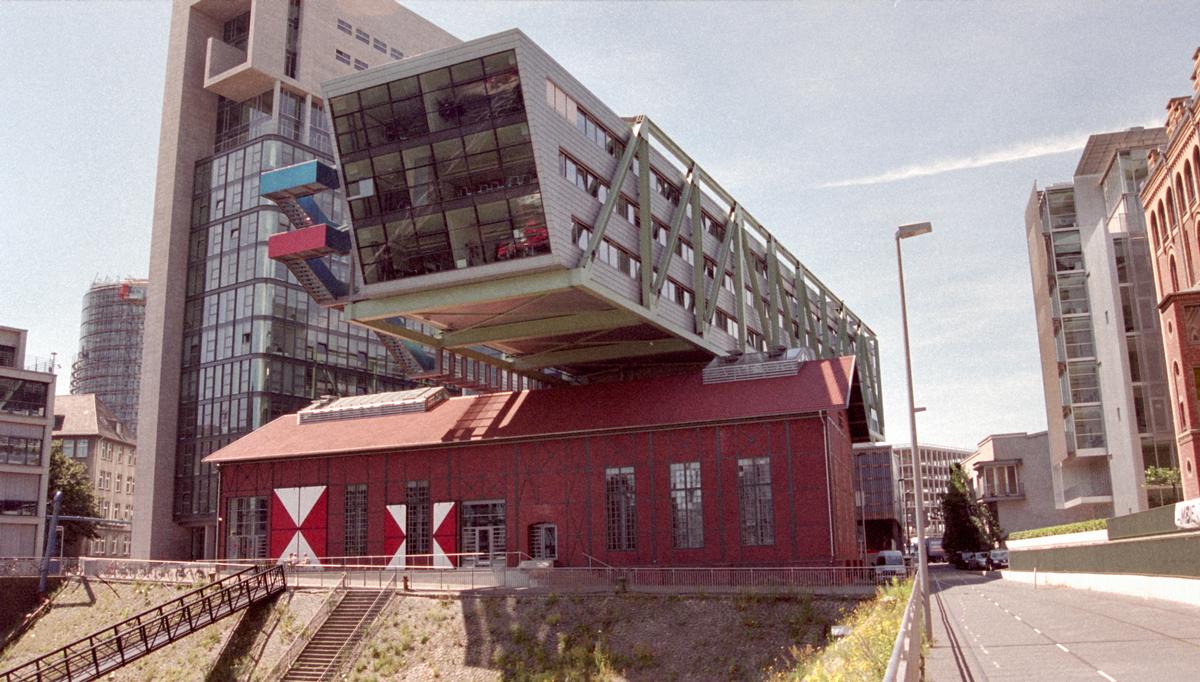 PEC Port Event Center (Düsseldorf, 2002) 