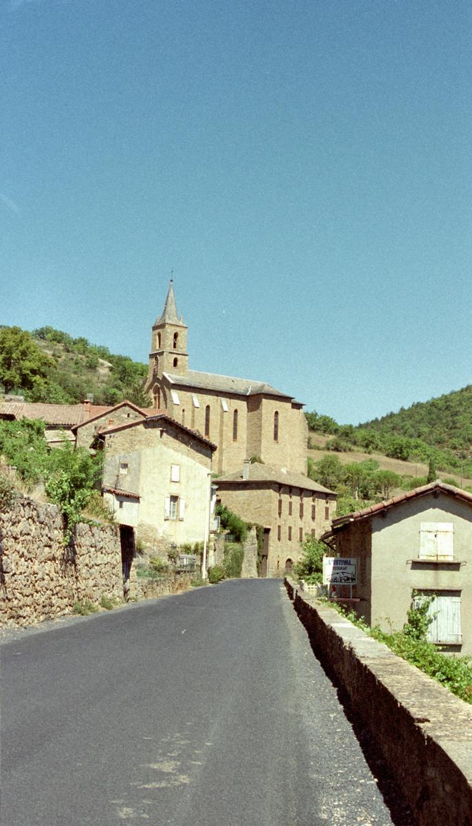 Kirche von Peyre, Aveyron 