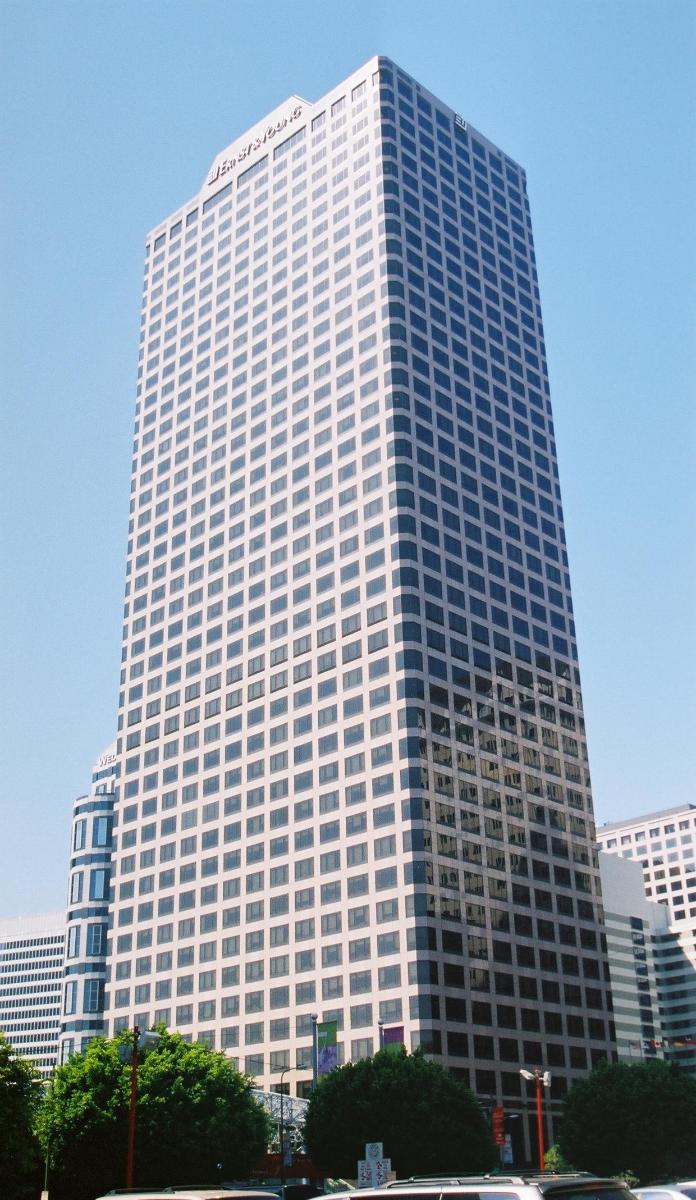 Ernst & Young Plaza (Los Angeles, 1985) 