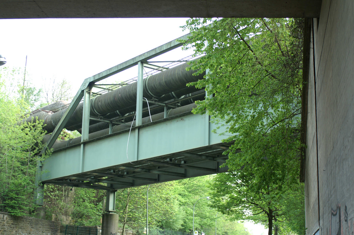 Gahlensche Strasse Pipeline Bridge (Bochum) Structurae