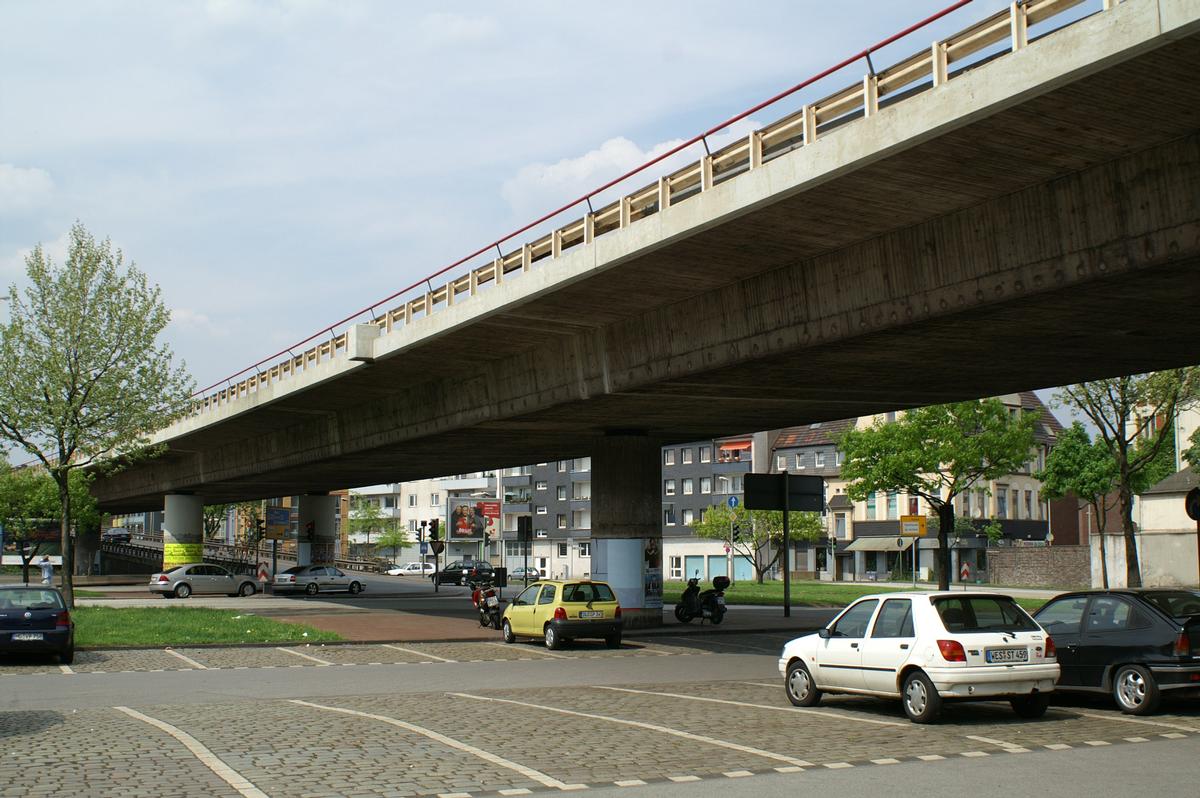 Plessingstrasse High Bridge, Duisburg 