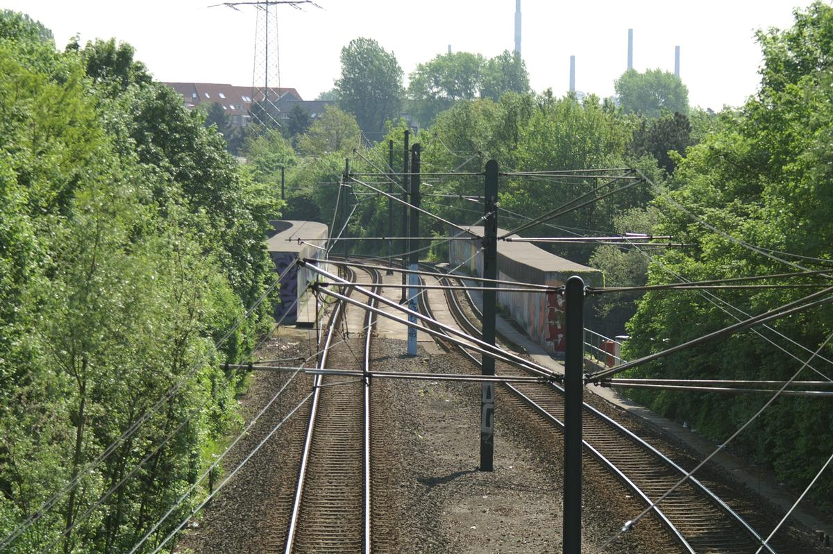 Strassenbahnbrücke (Linie 701) in Düsseldorf-Wersten 