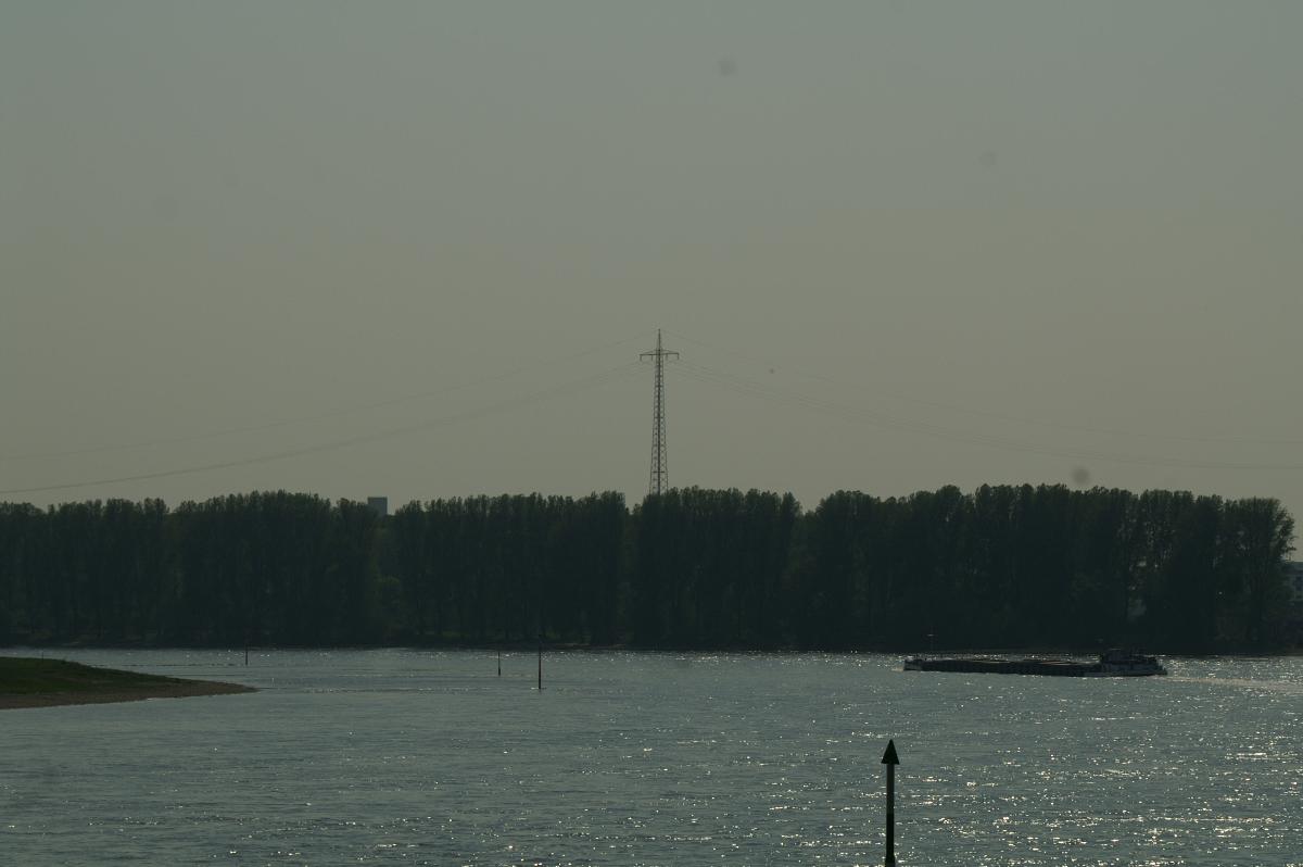 High-voltage power line crossing the Rhine between Düsseldorf and Neuss 