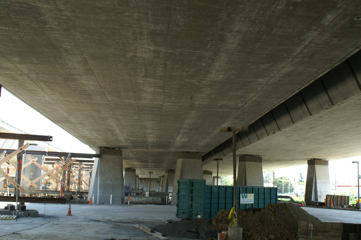 Route 87 Guadalupe River Bridge (San Jose) | Structurae