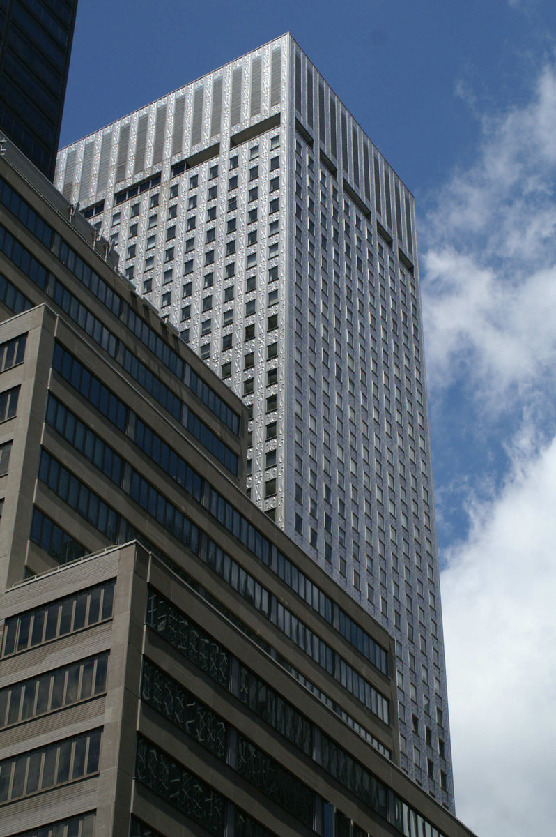 Socony-Mobil Building, New York 