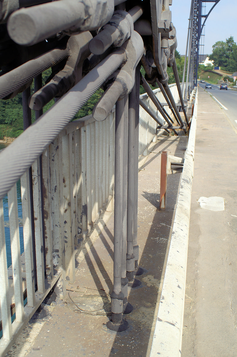 Lézardrieux Bridge across the Trieux 