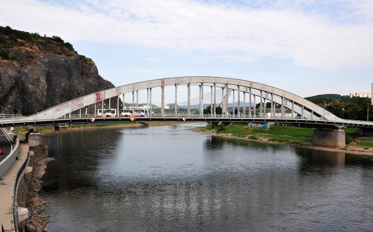 Edward-Benes-Brücke 