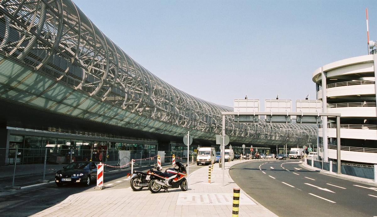 Aéroport international de Düsseldorf – Aérogares B+C 