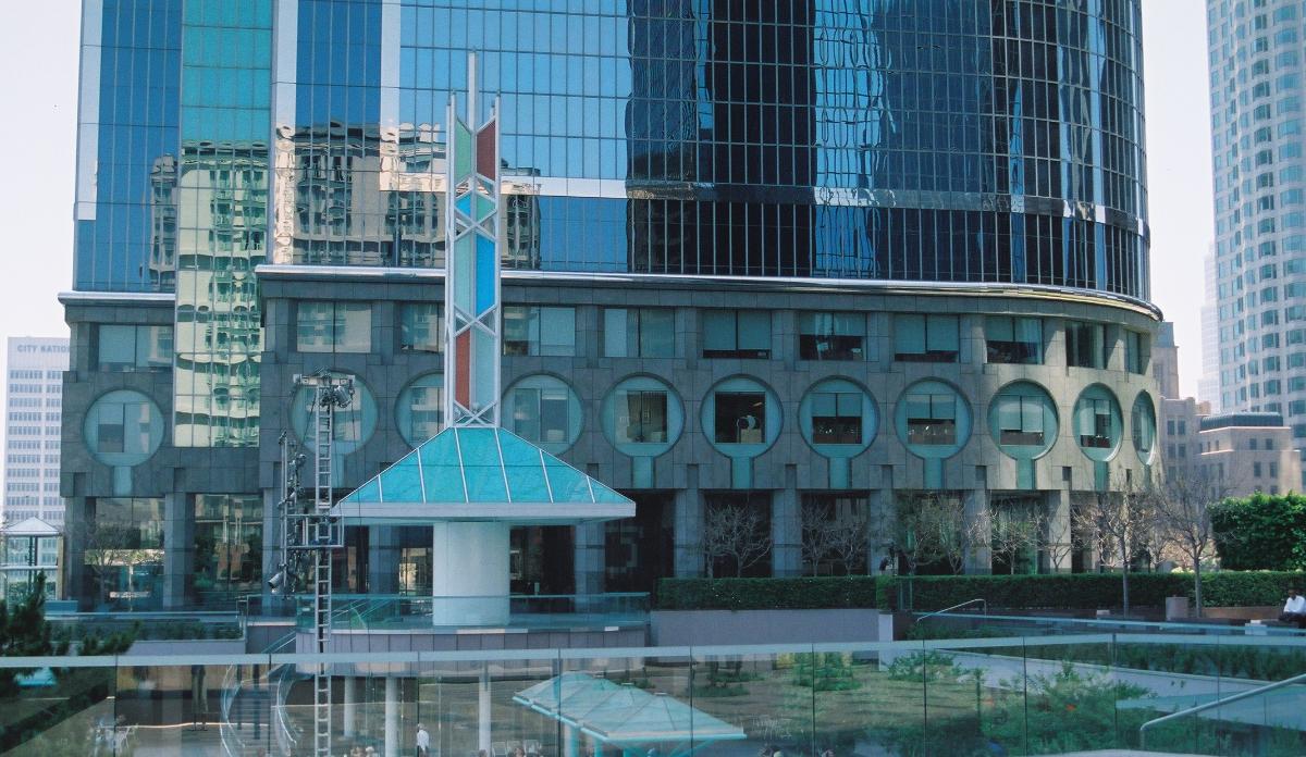Two California Plaza (Los Angeles, 1992) 